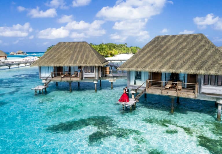 Luxury Escapes: A Guide to the Best Resorts in Maldives